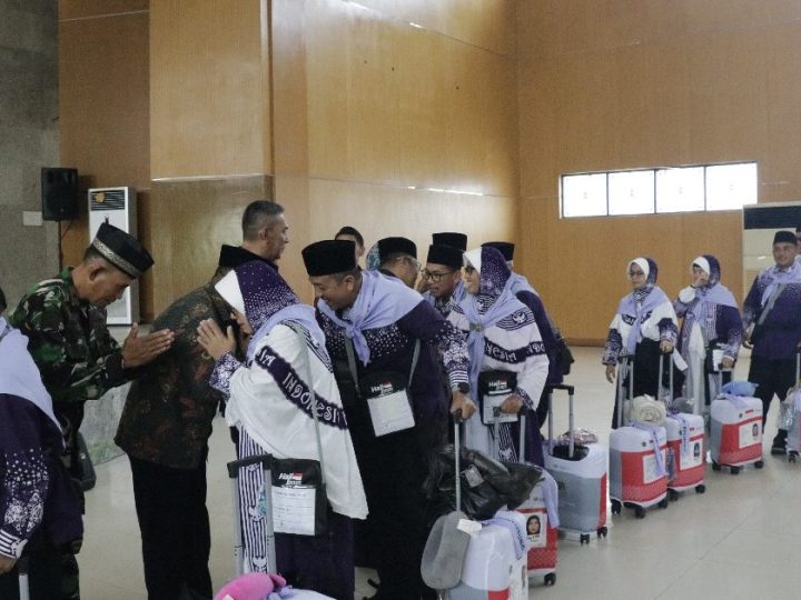 Jamaah Haji Kabupaten Belitung 1446 H Mulai Berangkat Ke Tanah Suci