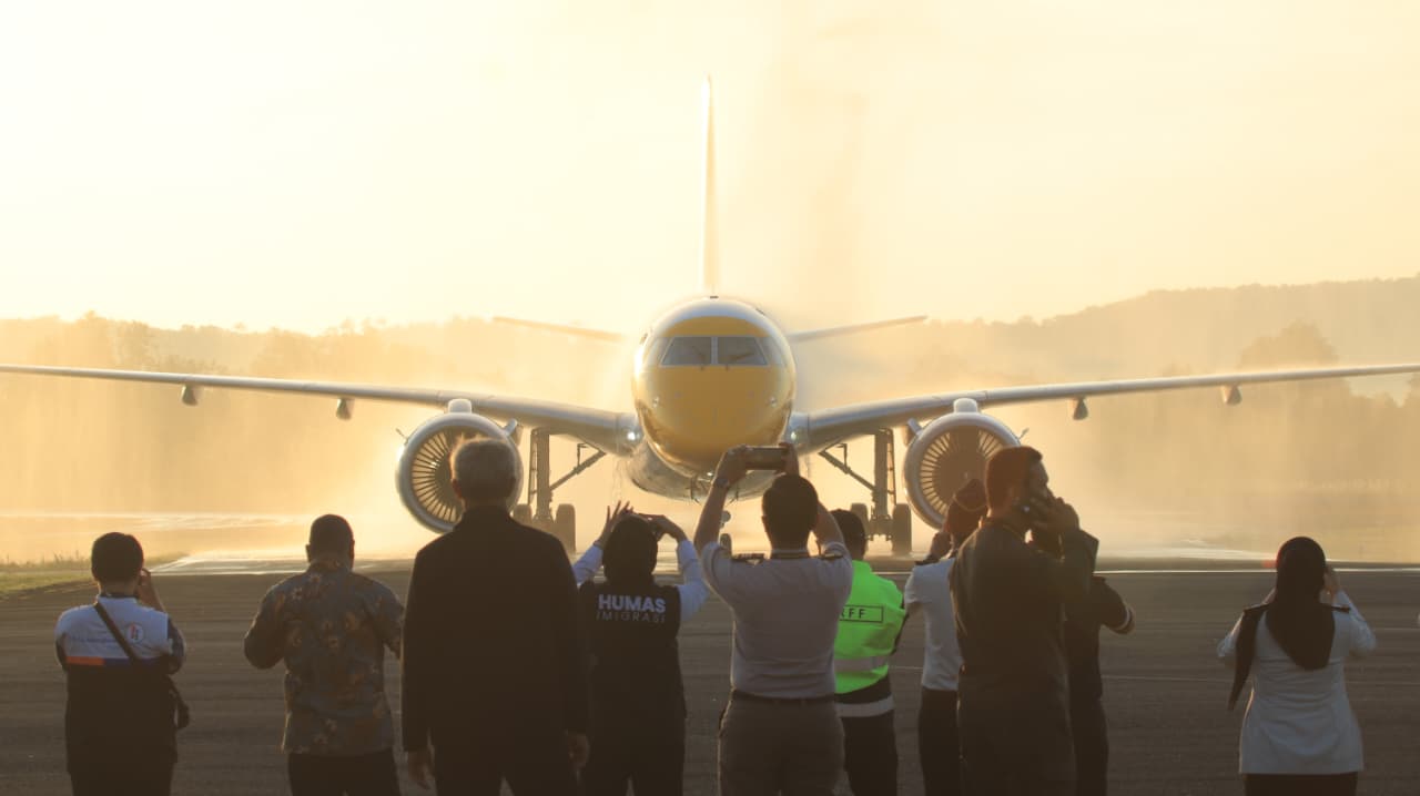 Penerbangan Internasional Perdana Scoot Airlanes Singapura–Belitung Resmi Dibuka, Penumpang Capai 80 Persen