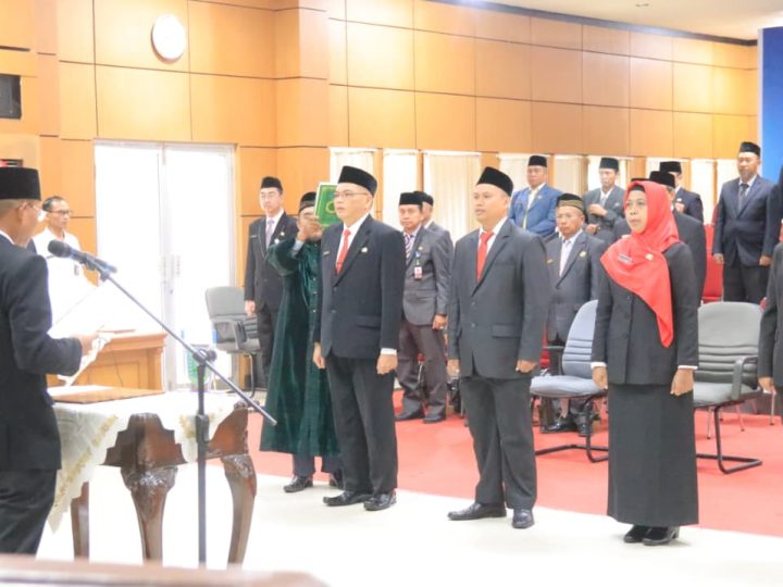 Bupati Belitung Ingatkan Pergantian Nama Pejabat Bukan Akhir Penyelesaian Masalah Pelayanan Publik
