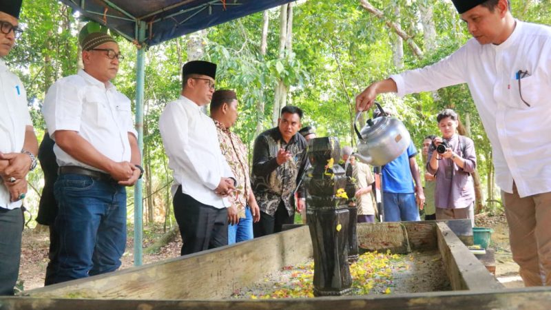 Wabup Belitung Bakal Upayakan Perbaikan Kawasan Makam K.A. Rahad