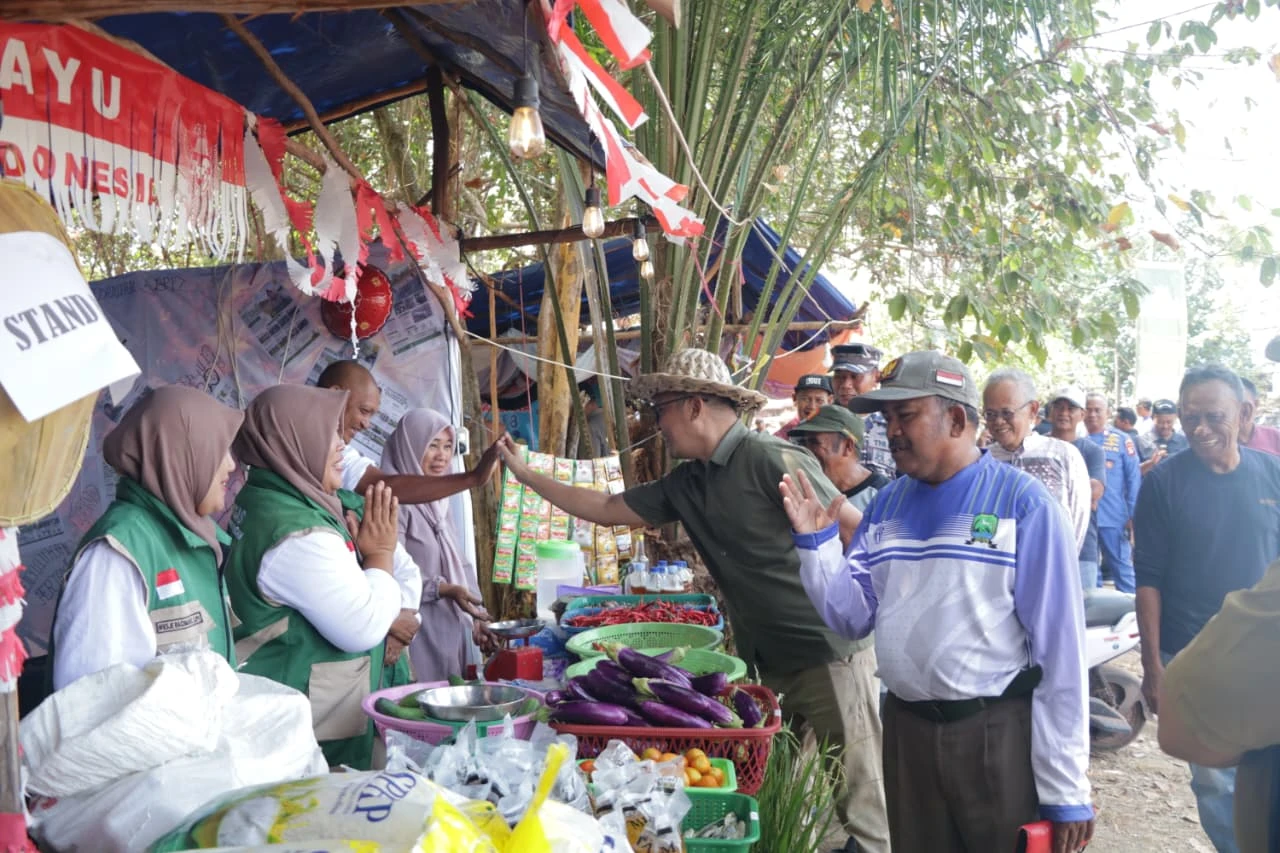 Desa Tanjung Rusa Rawat Tradisi Pesisir Lewat Festival Perahu Layar
