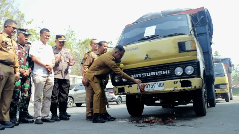 Wabup Belitung Minta Distibusi Logistik Pilkades Perhatikan Kondisi Medan dan Cuaca