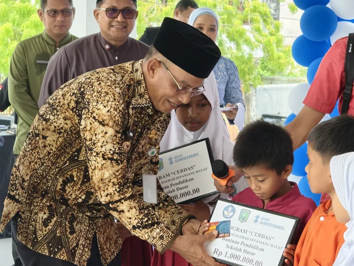 Program Cerdas Kabupaten Belitung Berikan Manfaat Untuk Lebih Dari 1000 Siswa