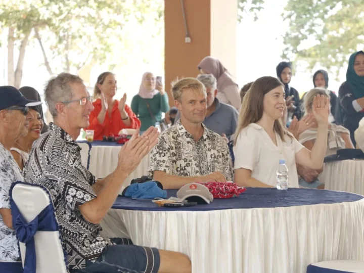 Peserta Sail to Indonesia Sebut Masyarakat Belitung Beruntung Punya Tempat Tinggal Seindah Belitung
